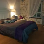 Nocleg ze śniadaniem Chambres D'hotes Le Domaine Du Saule