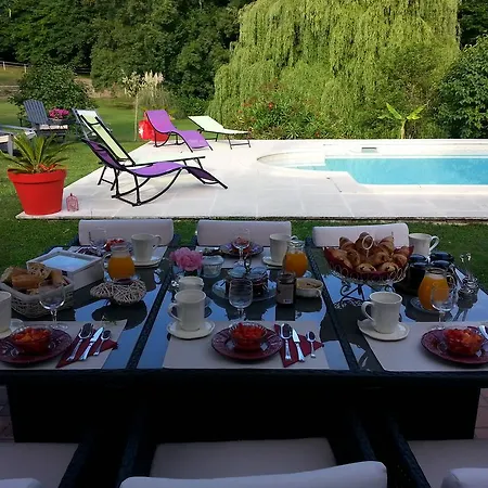 Bed & Breakfast Chambres D'hotes Le Domaine Du Saule *