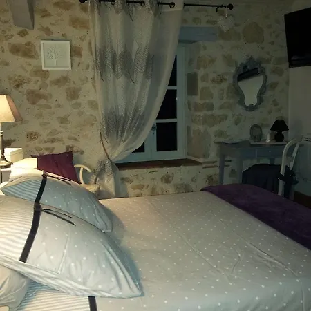 فندق مبيت وإفطار Chambres D'hotes Le Domaine Du Saule