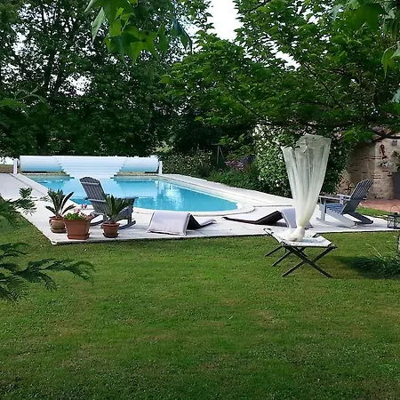 Chambres D'hotes Le Domaine Du Saule *
