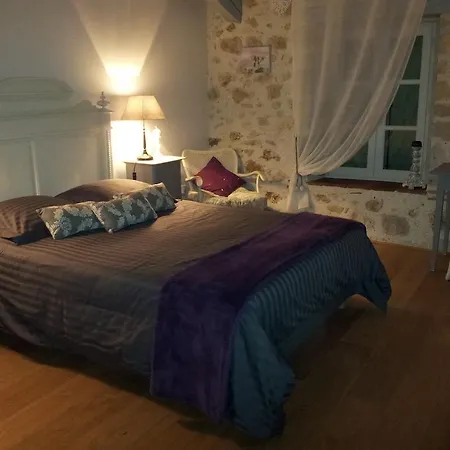 فندق مبيت وإفطار Chambres D'hotes Le Domaine Du Saule