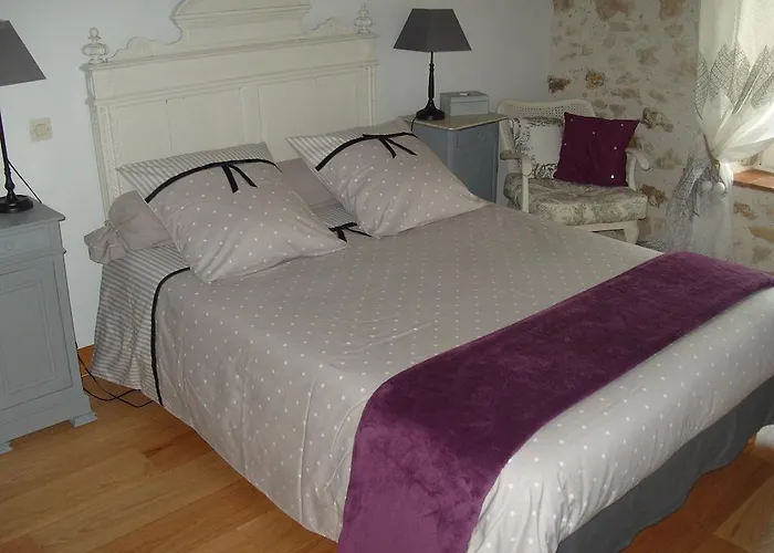 Chambres D'hotes Le Domaine Du Saule Bed & Breakfast *